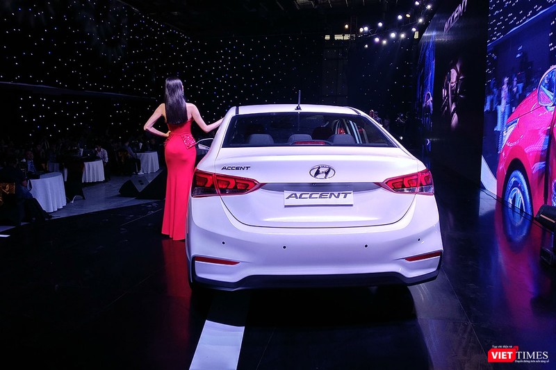 Tham vọng giành ngôi vương phân khúc B, Hyundai Accent 2018 chỉ có giá từ 425 triệu  ảnh 4