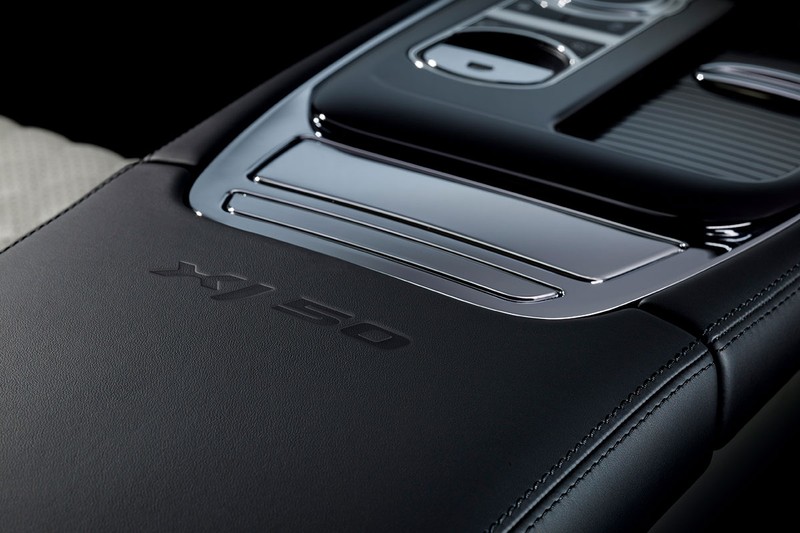 Kỷ niệm 50 năm dòng XJ, Jaguar ra mắt phiên bản đặc biệt XJ50  ảnh 3