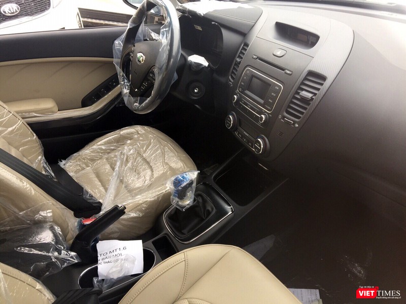 Cạnh tranh cả với phân khúc B, Kia Cerato 1.6 MT Base chốt giá dưới 500 triệu  ảnh 2