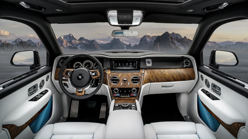 Rolls-Royce Cullinan 2018: Chiếc SUV siêu sang đáng mong đợi của năm 2018 ảnh 21