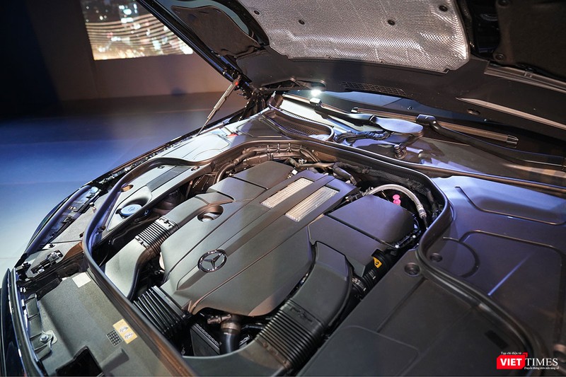 Động cơ vẫn là V-6 3.0L nhưng công suất và momen xoắn đều đã tăng thêm Động cơ vẫn là V-6 3.0L nhưng công suất và momen xoắn đều đã tăng thêm