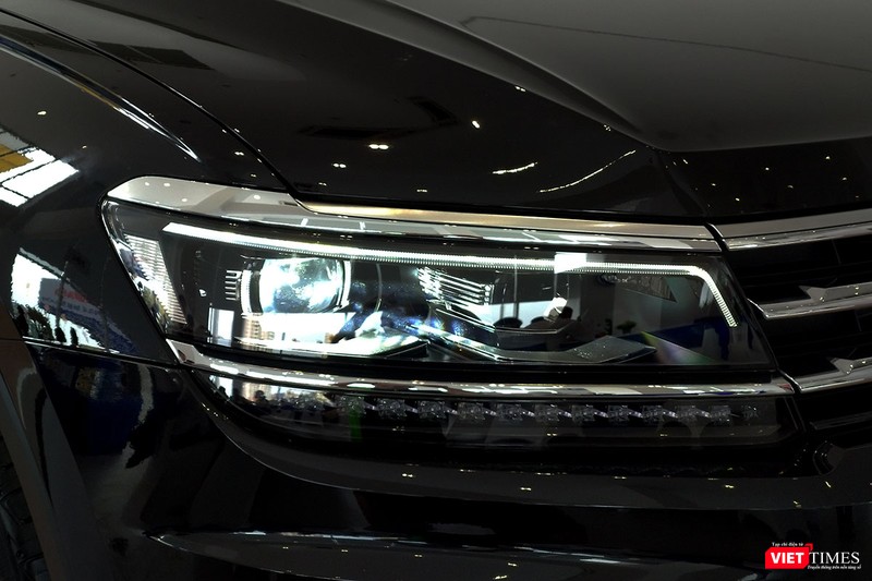 Cận cảnh Volkswagen Tiguan Allspace 2018 vừa xuất hiện tại Hà Nội ảnh 4