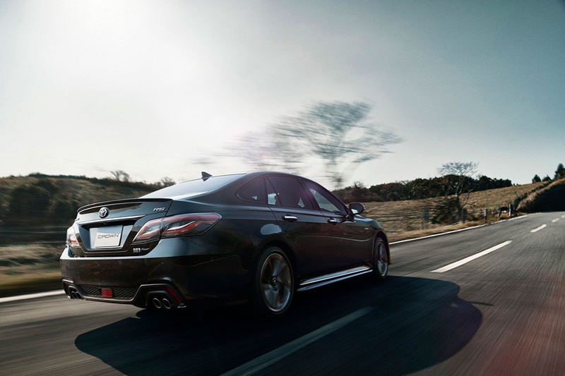 Có nhiều tùy chọn động cơ để khách hàng lựa chọn ở mẫu Toyota Crown thế hệ mới.