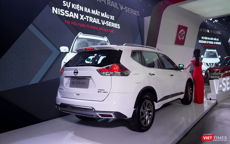 Đuôi xe Nissan X-Trail V-Series trong mạnh mẽ và thể thao hơn Đuôi xe Nissan X-Trail V-Series trong mạnh mẽ và thể thao hơn