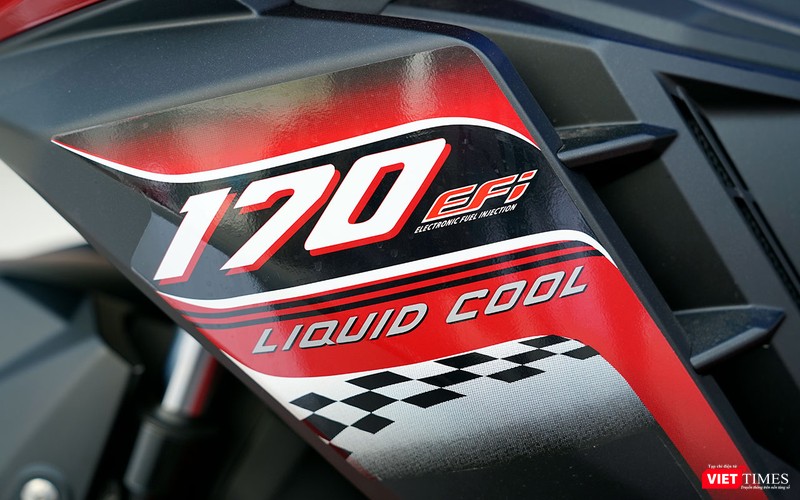 Thay vì sử dụng dung tích 149,5cc như các đối thủ, SYM Star SR 170 sử dụng loại động cơ 174,5cc. Dù có dung tích lớn hơn nhưng công suất lại thấp hơn so với động cơ 150.