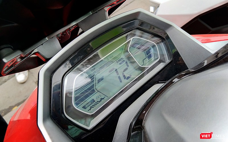 Tốc độ sau khi được kích hoạt tính năng bổ trợ tăng tốc thì Pega NewTech có thể đạt được ngưỡng 72 kmh.