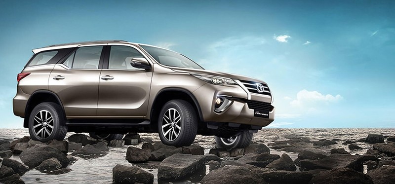 Hiện tượng "mua bia kèm lạc" đối với mẫu xe bán chạy Toyota Fortuner tạm thời chấm dứt trong tháng 3/2019. Hiện tượng "mua bia kèm lạc" đối với mẫu xe bán chạy Toyota Fortuner tạm thời chấm dứt trong tháng 3/2019.