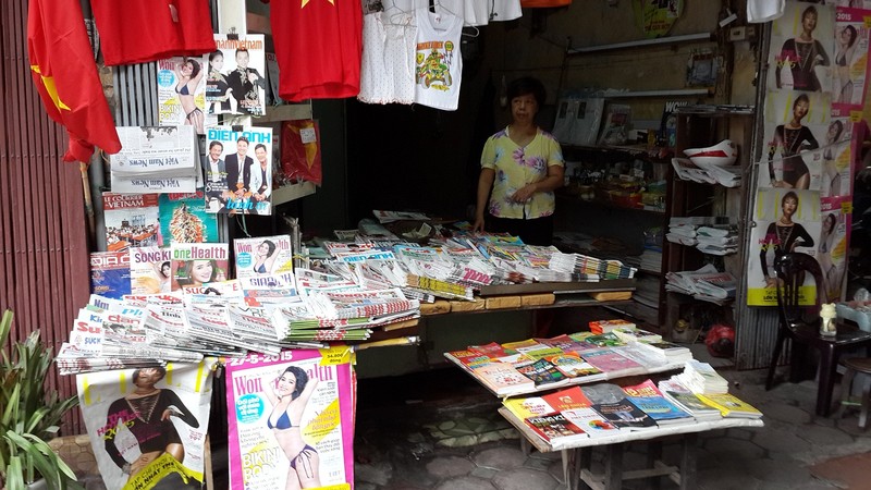 Liệu rằng có thể có được một cuộc cách mạng để khôi phục vị thế của báo in hay không? Liệu rằng có thể có được một cuộc cách mạng để khôi phục vị thế của báo in hay không?