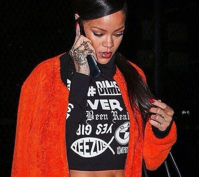 Đừng nghĩ điện thoại cơ bản đã hết thơì18