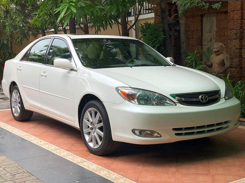 Toyota Camry 2004 giá thị trường xe cũ từ 300-450 triệu đồng. (Ảnh mang tính minh họa)
