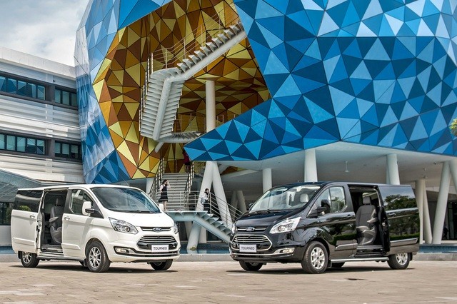 Ford Tourneo sẽ có hai phiên bản tại Việt Nam