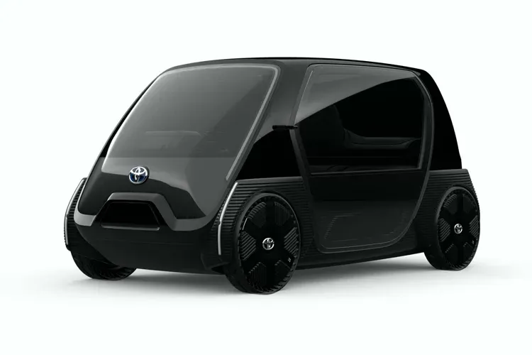 Phiên bản dành cho khách hàng doanh nghiệp có màu đen, với nội thất tùy chỉnh. Ảnh: Toyota