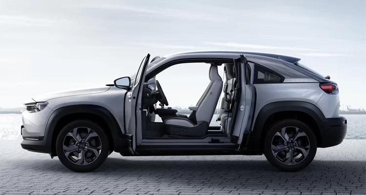 MX-30 có kiểu cửa mở ngược giống xe siêu sang Rolls-Royce. Ảnh: Mazda

