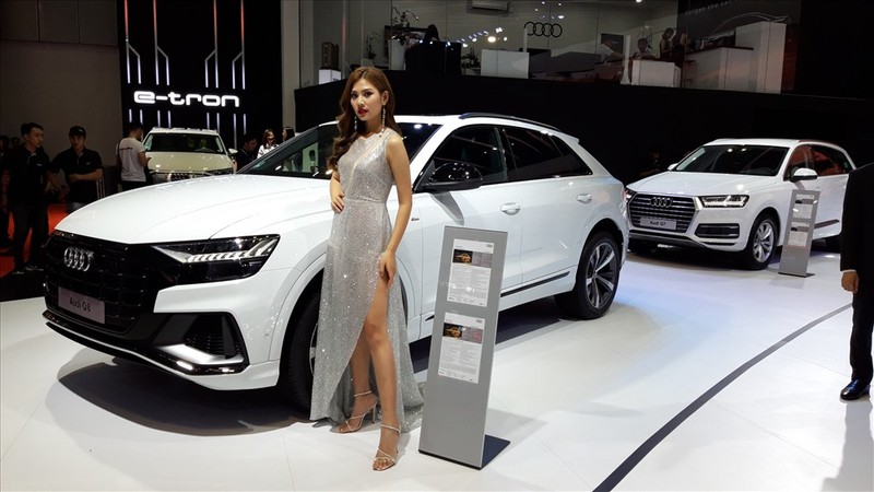 Theo nhận định của nhiều người thì sedan nhìn sang trọng hơn. Ảnh TK Theo nhận định của nhiều người thì sedan nhìn sang trọng hơn. Ảnh TK