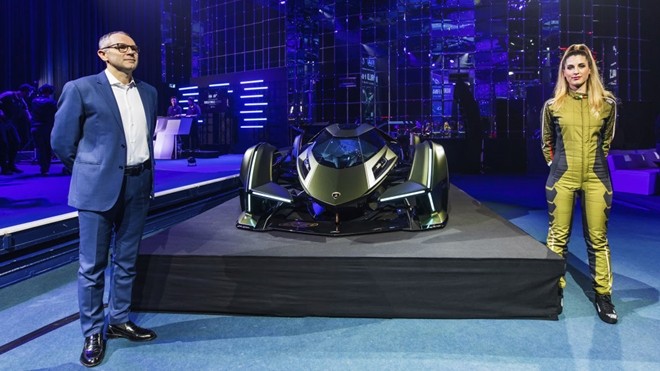 Ra mắt "siêu xe" dành cho game thủ Lamborghini V12 Vision Gran Turismo.
