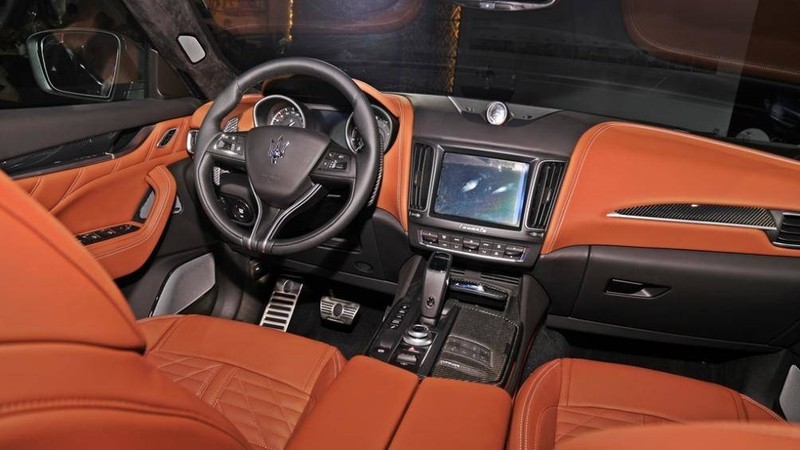 Nội thất bên trong xe Nội thất bên trong xe