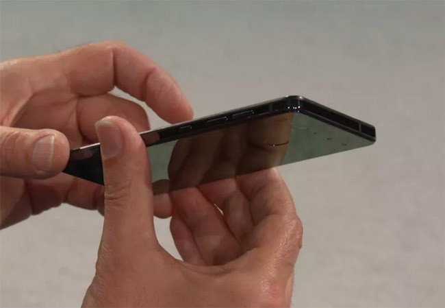 Ảnh và video mẫu điện thoại của cha đẻ Android ảnh 4