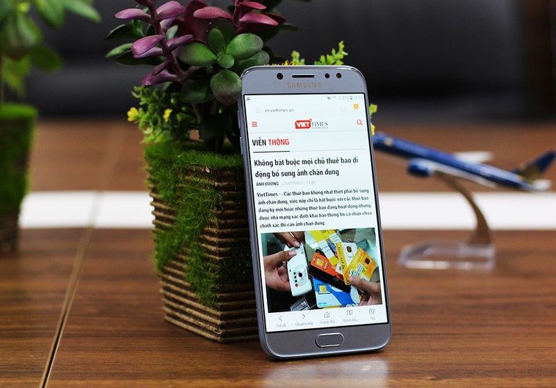 Trải nghiệm Galaxy J7 Pro: Camera “thách thức bóng tối“ ảnh 1