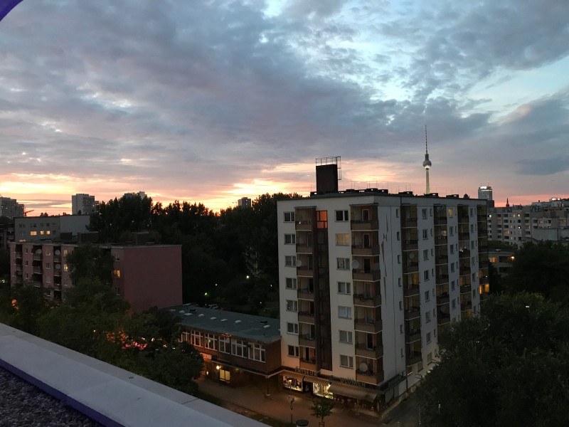 So sánh ảnh chụp từ LG V30 với Galaxy S8+ và iPhone 7 Plus ảnh 15