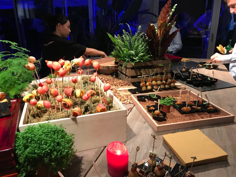 So sánh ảnh chụp từ LG V30 với Galaxy S8+ và iPhone 7 Plus ảnh 19