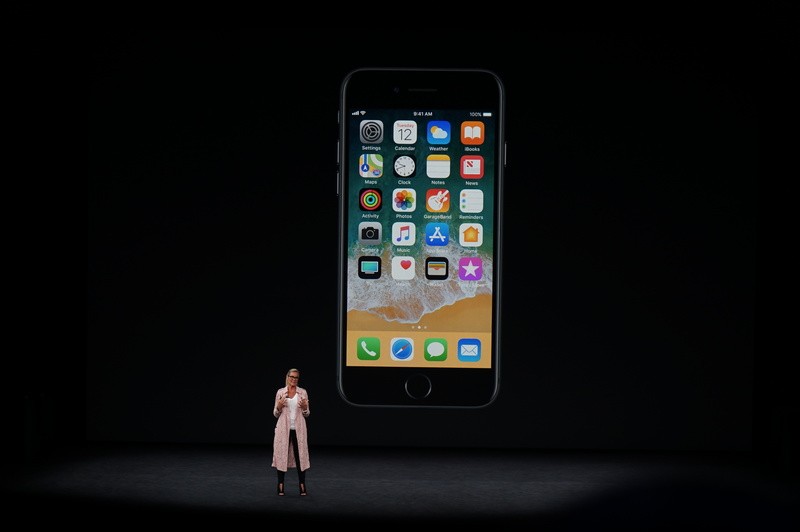 iPhone X giá từ 999 USD, lên kệ vào 3/11 ảnh 86