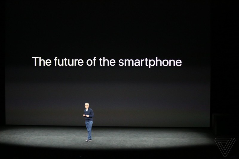 iPhone X giá từ 999 USD, lên kệ vào 3/11 ảnh 32