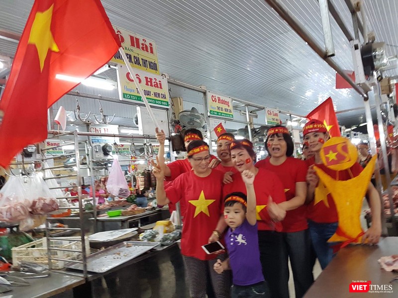 Không khí trận bóng lịch sử của U23 Việt Nam: Chút tiếc nuối phút cuối ảnh 6