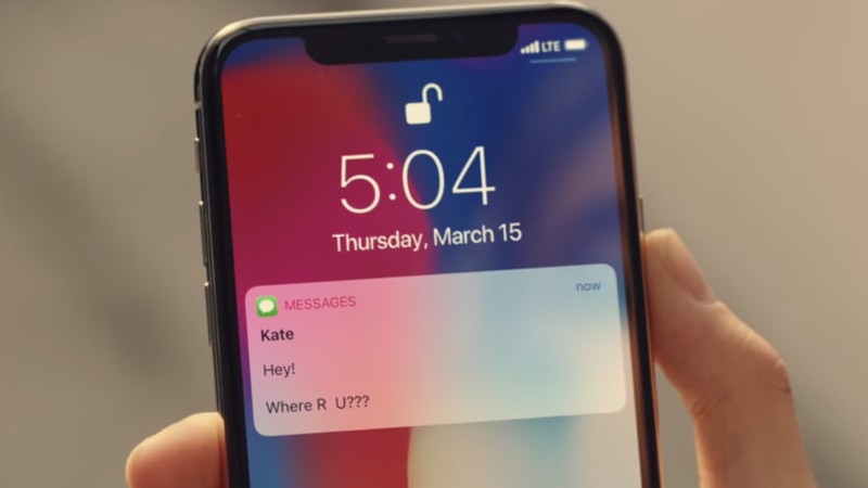 Quảng cáo cực hài hước về iPhone X của Apple dính “hạt sạn” không đáng có ảnh 2
