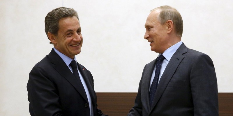 Tổng thống Putin follow 19 người trên Twitter, trong đó có một người đã chết cách đây 5 năm ảnh 9