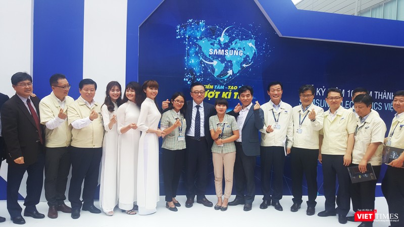 Toàn cảnh lễ kỷ niệm 10 năm Samsung Electronics phát triển vượt kỳ tích tại Việt Nam  ảnh 20