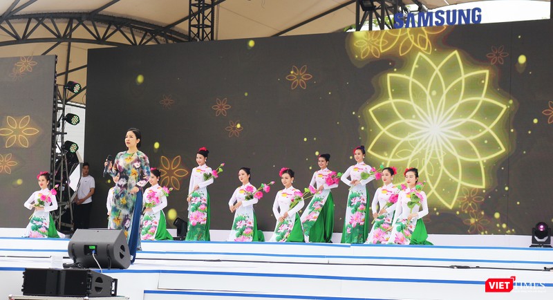 Toàn cảnh lễ kỷ niệm 10 năm Samsung Electronics phát triển vượt kỳ tích tại Việt Nam  ảnh 4