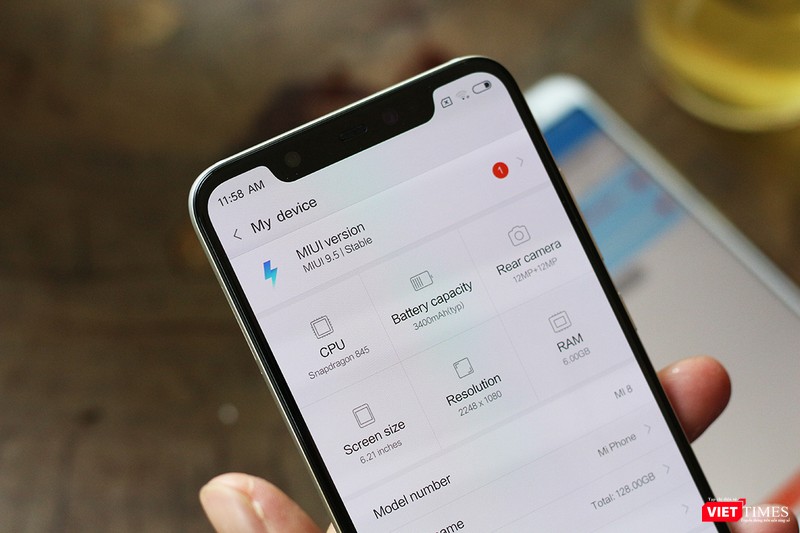 Còn đây là sức mạnh của chiếc Xiaomi Mi 8. Chip Snapdragon 845, mạnh nhất trên thị trường hiện nay. Pin 3400 mAh, chắc dùng được 1 ngày, RAM 6 GB, độ phân giải màn hình 2248 x 1080 pixel Còn đây là sức mạnh của chiếc Xiaomi Mi 8. Chip Snapdragon 845, mạnh nhất trên thị trường hiện nay. Pin 3400 mAh, chắc dùng được 1 ngày, RAM 6 GB, độ phân giải màn hình 2248 x 1080 pixel