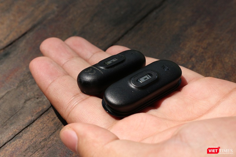 Nếu như Mi Band 2 chỉ có khả năng chống nước theo chuẩn IP 67, thì Mi Band 3 có thể vứt xuống sâu 50m nước trong một thời gian dài mà không hề hấn gì. Đây chính là sự thay đổi thứ năm trên phiên bản vòng đeo Mi Band thế hệ mới.