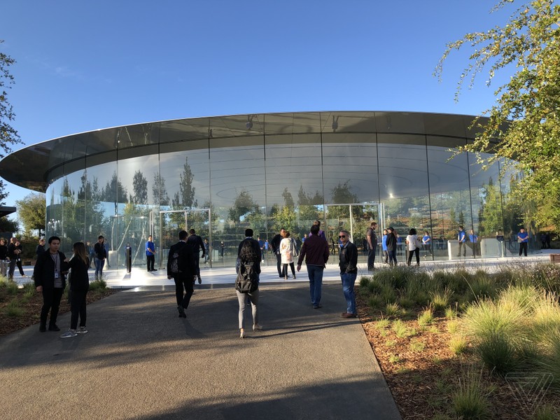 (ảnh: The Verge) (ảnh: The Verge)