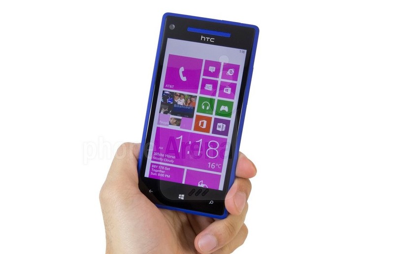 Đánh cược vào hệ điều hành Windows Phone là một quyết định sai lầm của HTC (ảnh: Phone Arena) Đánh cược vào hệ điều hành Windows Phone là một quyết định sai lầm của HTC (ảnh: Phone Arena)