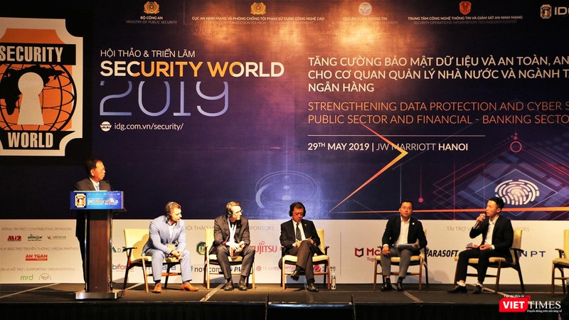 Nhiều chuyên gia về an ninh mạng của Việt Nam và khu vực đã tới tham dự sự kiện, cùng nhau trao đổi vê thực tiễn an ninh mạng của mỗi quốc gia