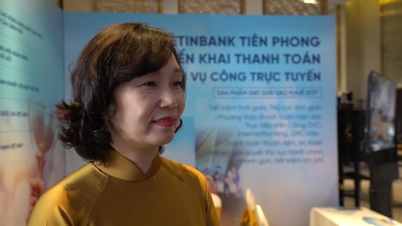 bà Trần Thị Minh Đức - Phó Tổng giám đốc Ngân hàng TMCP Công Thương Việt Nam (VietinBank)