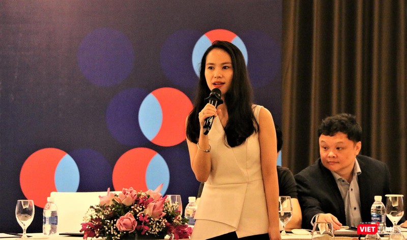 bà Nguyễn Thị Thùy Dung, Giám đốc Marketing và Quản lý nhà sáng tạo nội dung