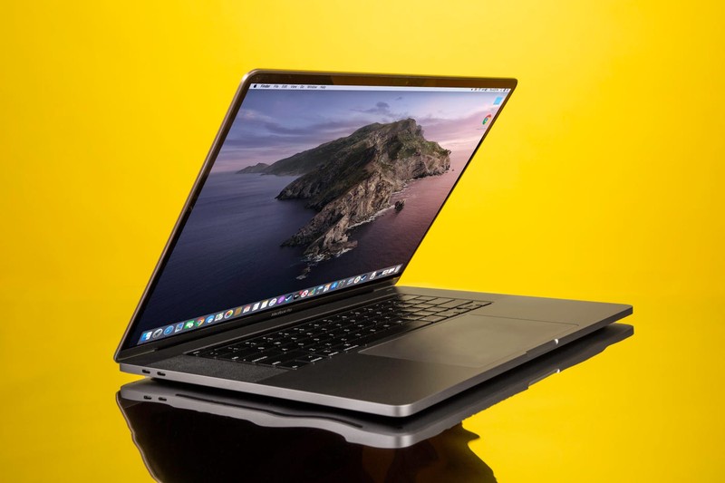 Macbook Pro 16 inch (ảnh Business Insider)