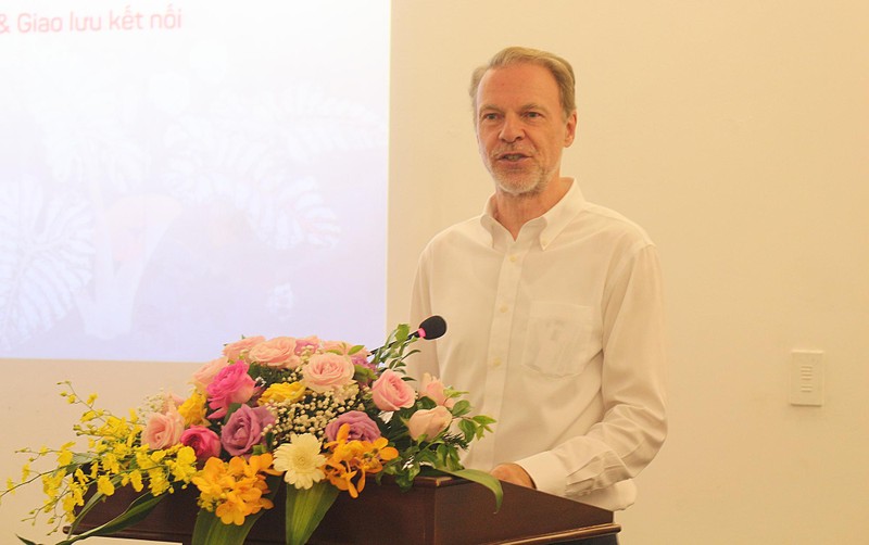 Ông Christian Manhart, Trưởng đại diện Văn phòng UNESCO tại Việt Nam Ông Christian Manhart, Trưởng đại diện Văn phòng UNESCO tại Việt Nam