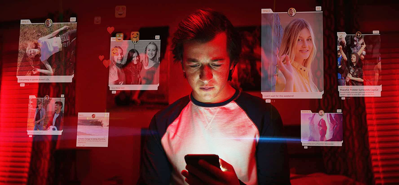 Phim Social Dilemma (Song đề xã hội) đề cập tới việc từng cá nhân tham gia mạng xã hội và bị các công ty công nghệ giám sát, theo dõi, thu thập dữ liệu người dùng. Phim Social Dilemma (Song đề xã hội) đề cập tới việc từng cá nhân tham gia mạng xã hội và bị các công ty công nghệ giám sát, theo dõi, thu thập dữ liệu người dùng.