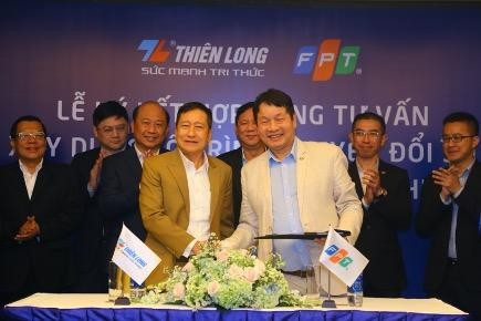 FPT Digital đồng hành cùng Công ty Cổ phẩn Tập đoàn Thiên Long trên hành trình chuyển đổi số nhằm thúc đẩy kinh doanh, tối ưu hoá vận hành, chuyển đổi hệ thống công nghệ thông tin, chuyển đổi nguồn lực con người nhằm hướng tới mục tiêu trở thành doanh nghiệp Văn phòng phẩm số 1 Đông Nam Á