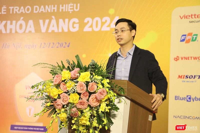 vt_pham quang hung chia khoa vang.jpg