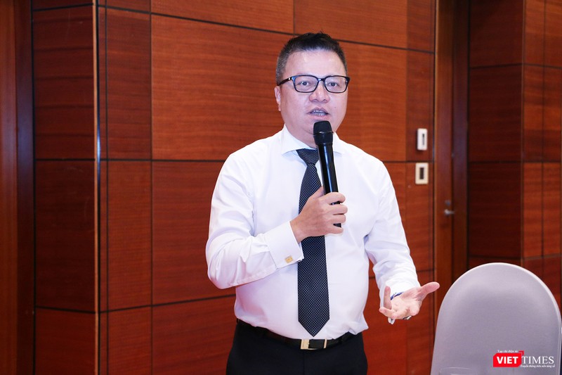 vt_le quoc minh dien dan bao chi.jpg