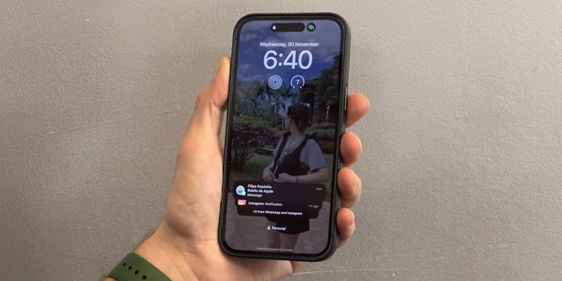 iPhone 14 Pro Always in Display.jpg