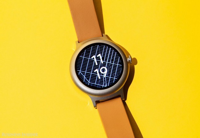 Top 5 đồng hồ thông minh của năm 2017 ảnh 1