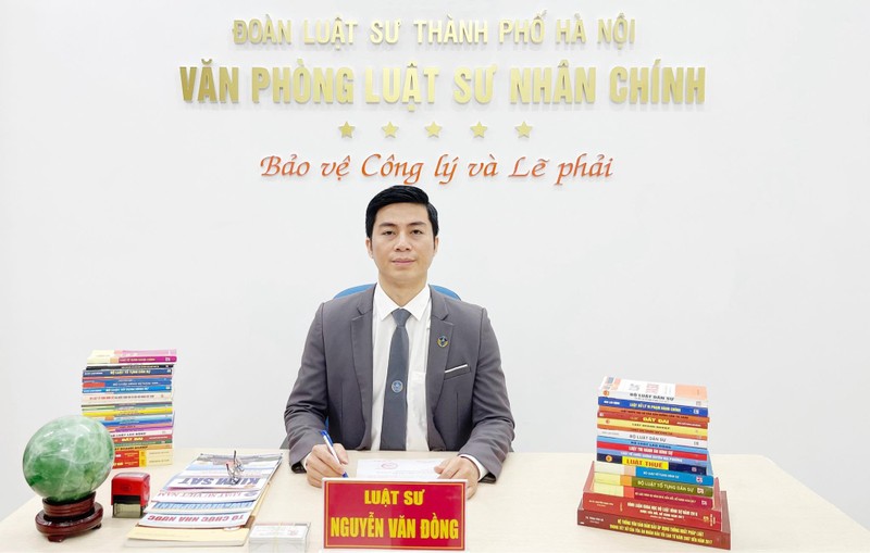 Luật sư Nguyễn Văn Đồng cho biết hành vi giao dịch vàng qua “chợ mạng” vi phạm quy định về mua bán vàng miếng