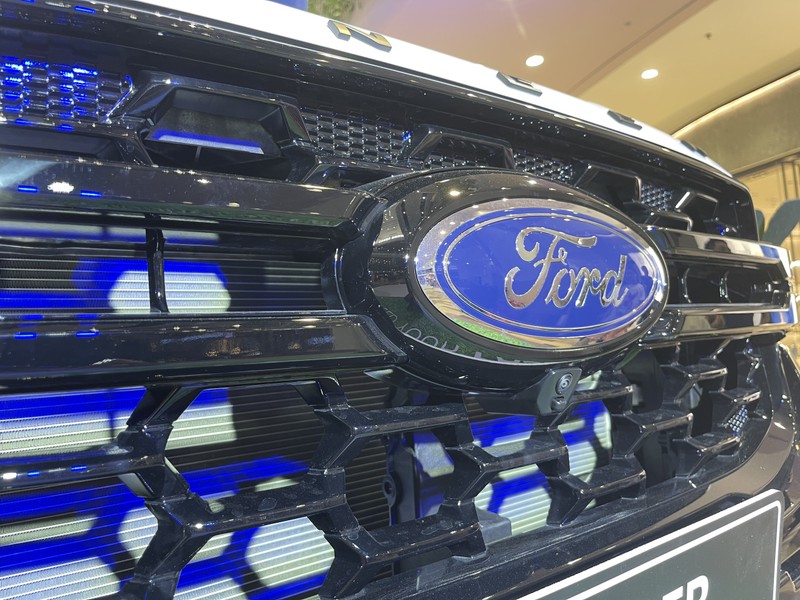 phía trước log.jpg