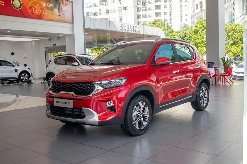 kia sonet đỏ.jpg