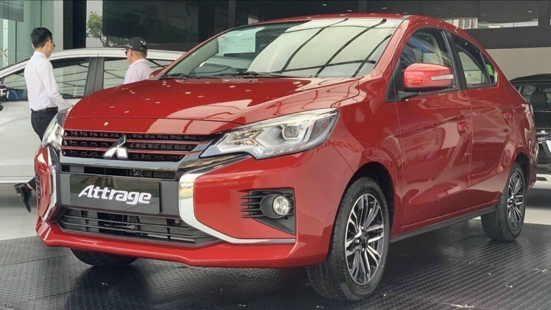 attrage 2024 đỏ.jpeg